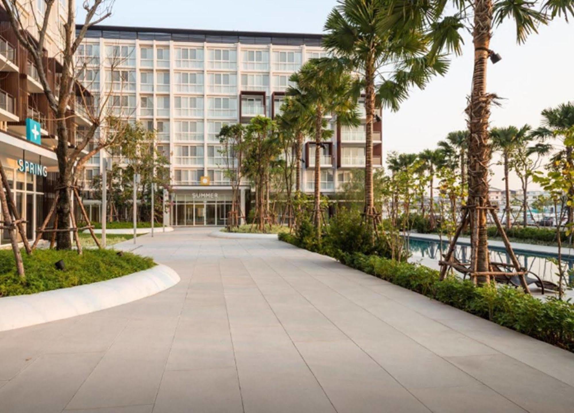 The Idle Hotel And Residence Khlong Luang Exterior photo